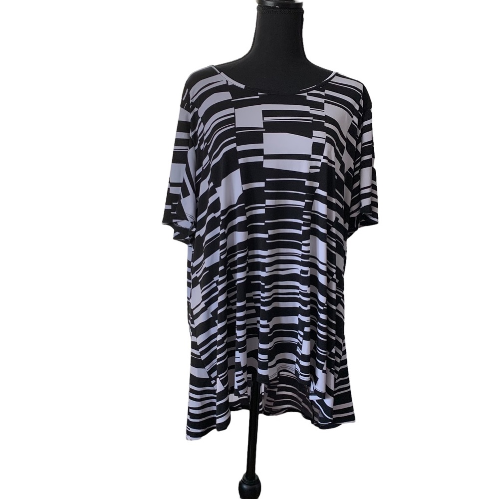 Avenue Black/White Print Blouse
